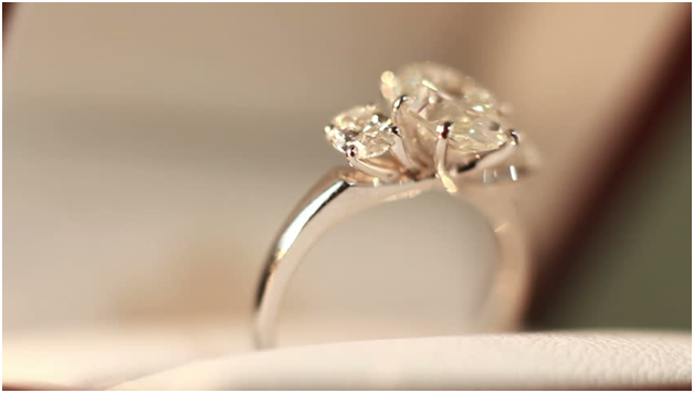 Finding the best 8-carat diamond ring